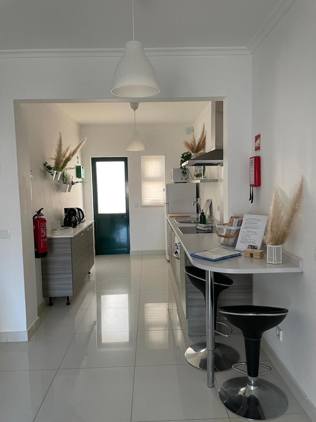 Apartamento Encantador A 100M Da Praia Carvoeiro  Kültér fotó
